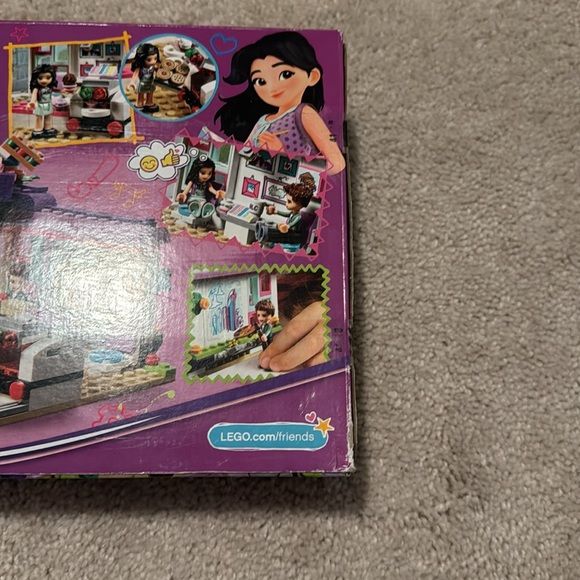 Lego Friends Emma’s Art Cafe - Picture 5 of 5